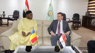  وزير الزراعة يستقبل وزير الثروة الحيوانية التشادي لبحث سبل التعاون بين البلدين