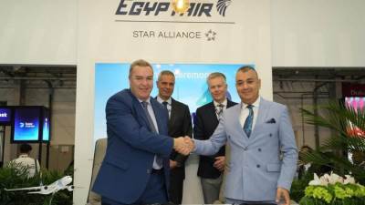 مصر للطيران توقّع بروتوكول تعاون مع شركة "ميديا إير" لتعزيز منظومة الأمن والسلامة التشغيلية
