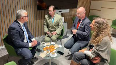 رئيس اقتصادية قناة السويس يلتقي مسؤولي شركات Voltalia وGroupe HOLDER وشركة AGL لبحث التعاون