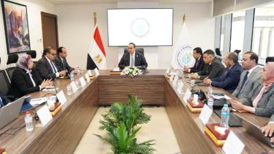 رئيس الرعاية الصحية يعقد اجتماعاً لمراجعة المسودة النهائية لاستراتيجية الهيئة للخمس سنوات القادمة