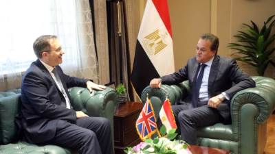 وزير الصحة يستقبل سفير المملكة المتحدة لبحث تعزيز التعاون الصحي المشترك