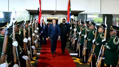 نيابة عن الرئيس السيسي.. مدبولي يصل جوهانسبرج لترؤس وفد مصر المُشارك بقمة مجموعة العشرين