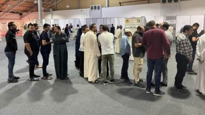 الجالية المصرية بالكويت تواصل الإدلاء بأصواتها في ثاني أيام تصويت المرحلة الثانية لانتخابات مجلس النواب