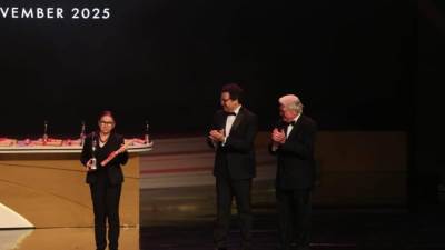 وزير الثقافة يعلن ختام فعاليات الدورة السادسة والأربعين لمهرجان القاهرة السينمائي الدولي ويُكرم الفائزين بمسابقاته