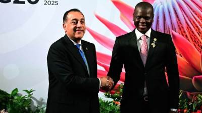 رئيس الوزراء يشارك في فعاليات الجلسة الافتتاحية لقمة مجموعة العشرين (G20) لعام 2025 بجوهانسبرج