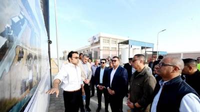 وزير الإسكان ومحافظ الفيوم يختتمان جولتهما بتفقد محطتي معالجة "بطن أهريت" و"الحامولي" بمركز يوسف الصديق