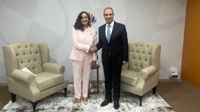 وزير الخارجية يلتقي وزيرة خارجية كندا على هامش قمة مجموعة العشرين بجوهانسبرج