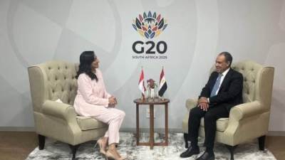 وزير الخارجية يؤكد تطلع مصر إلى تعزيز العلاقات الاقتصادية والتجارية مع كندا 