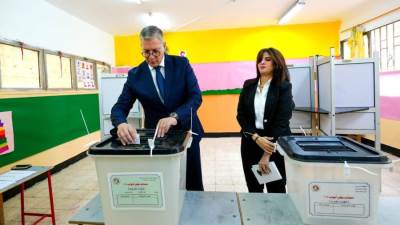 وزير البترول والثروة المعدنية يدلي بصوته في انتخابات مجلس النواب