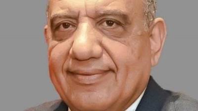 وزير الكهرباء والطاقة المتجددة يتناول دور الطاقة الشمسية في تحقيق أمن الطاقة العالمي