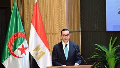 وزير الاستثمار: نتشارك اليوم هدفاً واضحاً يتمثل في تعظيم حجم الاستثمارات والتجارة بين بلدينا