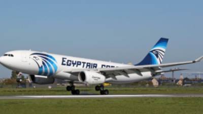 مصر للطيران تنفى إلغاء صفقة ضم طائرات جديدة وتؤكد التزامها بخطة تحديث الأسطول