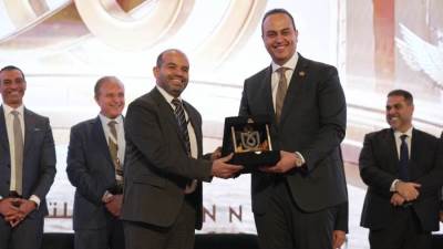 رئيس هيئة الرعاية الصحية يشهد جلسة "توسيع نطاق الوصول إلى الأدوية"