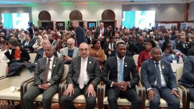 وزير قطاع الأعمال يشارك في الجلسة الافتتاحية للمؤتمر الوزاري الأفريقي حول الإنتاج المحلي للأدوية بالجزائر