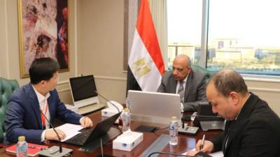 وزير الكهرباء يبحث مع مجموعة الصين الجنوبية "CSGI" التعاون في مجالات دمج الطاقات المتجددة وضخ وتخزين المياه وتخطيط الشبكة وخفض الفقد