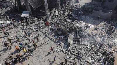 إصابة عدد من الفلسطينيين جراء هجوم مستعمرين عليهم شمال الخليل