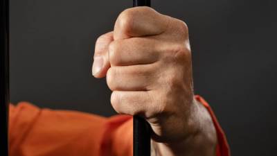 حبس عامل بمدرسة دولية بالإسكندرية بتهمة التحرش بـ4 أطفال والنيابة تطلب تحريات عاجلة