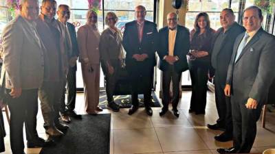 اتحاد المصريين في أمريكا يبحث مع السفير أبو العينين سبل توطيد التعاون بين الجالية والدولة المصرية