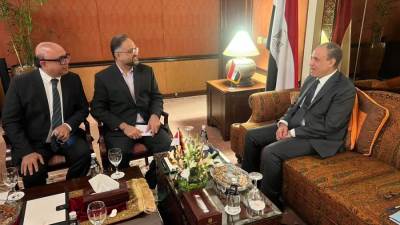  وزير الخارجية يجرى لقاء إعلاميًا مع جريدة وقناة DAWN الباكستانية خلال زيارته لإسلام آباد