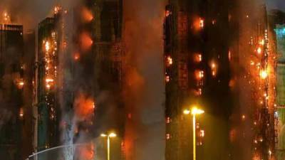 شرطة هونج كونج تؤكد سلامة 159 شخصا كانوا في عداد المفقودين إثر حريق المجمع السكني