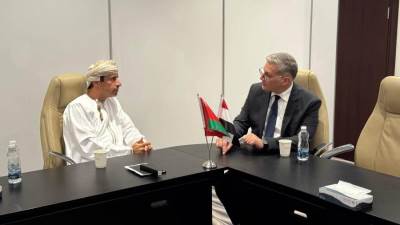  وزير البترول والثروة المعدنية يبحث مع نظيره العمانى زيادة حجم أعمال الشركات المصرية في السوق العمانية