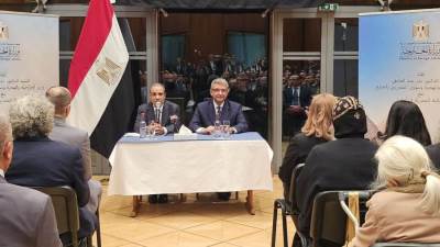 وزير الخارجية يلتقي بأعضاء الجالية المصرية في ألمانيا