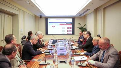 وزيرا قطاع الأعمال والتعليم يناقشان مشروع إنشاء أول مدينة تعليمية جامعية متكاملة في إقليم الدلتا