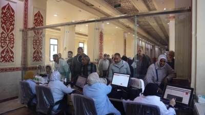 "السكة الحديد": إتاحة أربعة منافذ إضافية لحجز تذاكر قطارات الـ"تالجو" والـ"VIP" في محطة رمسيس