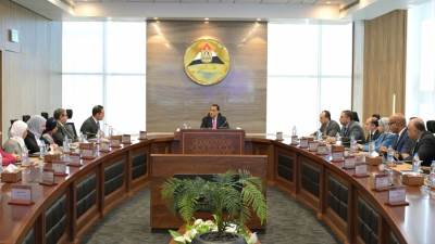 رئيس الوزراء يستعرض عدداً من ملفات عمل "مركز المعلومات" الداعمة لجهود الدولة التنموية