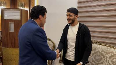 وزير الرياضة يستقبل البطل العالمي مصطفى حسين بعد إنهاء أزمة محاولة تجنيسه وعودته إلى صفوف المنتخب الوطني