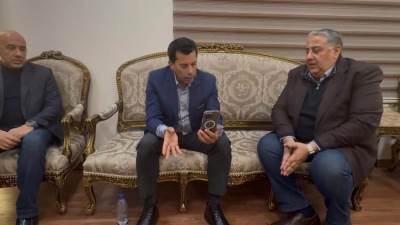 وزير الرياضة يجري مكالمة مع البطل الأولمبي محمد إبراهيم "كيشو" لإنهاء أزمته