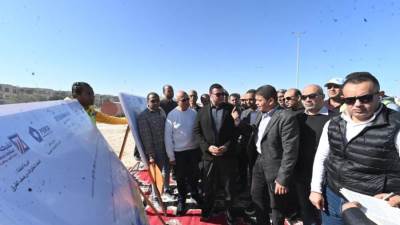 وزير الإسكان يتفقد مشروعي M8 by the lake وبوغاز توصيل المياه لبحيرة نيو مارينا