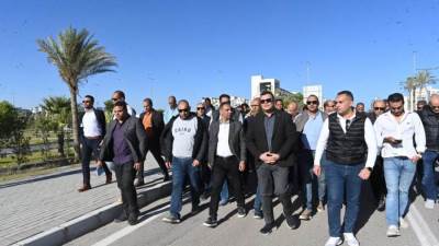 وزير الإسكان يتفقد مشروع "سكن لكل المصريين" والمدينة التراثية بالعلمين الجديدة