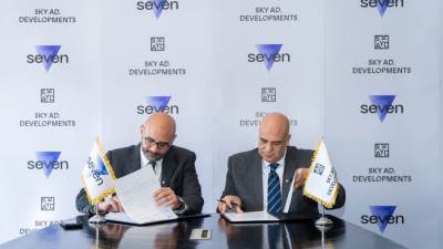 سكاي أبوظبي توقع اتفاقية مع شركة seven لتقديم حلول تمويلية مرنة للعملاء لتشطيب وحداتهم في مشروع ريزيدنس 8