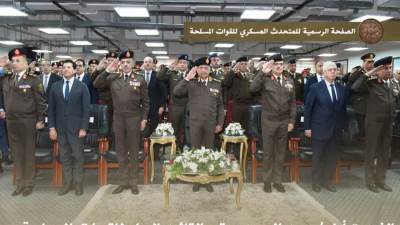 وزير الدفاع يشهد مناقشة البحث الرئيسى للأكاديمية العسكرية للدراسات العليا