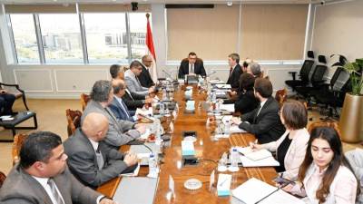 وزير الإسكان يستقبل وفد من بنك الاستثمار الأوروبي EIB لبحث التعاون وموقف المشروعات الجارية