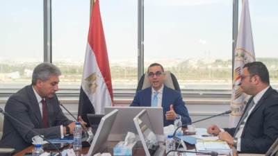 وزراء الاستثمار والسياحة والإسكان يناقشون آليات تعزيز الاستثمار في قطاع السياحة