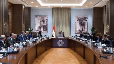 رئيس الوزراء يستقبل النائب الأول لرئيس البنك الأوروبي لإعادة الإعمار والتنمية