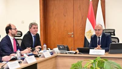 سويلم يلتقي ممثلي بنك الاستثمار الأوروبي الحث التعاون في تنفيذ المشروعات