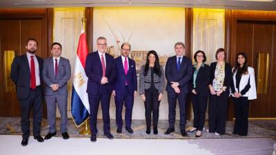 وزيرة التخطيط تبحث مع وفد بنك الاستثمار الأوروبي نتائج زيارته لمصر والجهود المشتركة