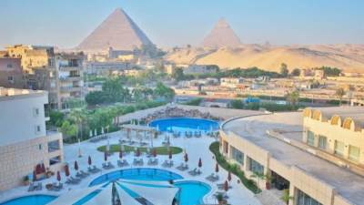 "شتيجنبرجر بيراميدز".. أيقونة فندقية عند بوابة الحضارة المصرية