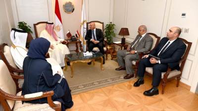 وزير الصناعة والنقل يبحث مع وزير التجارة الخارجية القطري تدشين مشروعات تكاملية مصرية قطرية 
