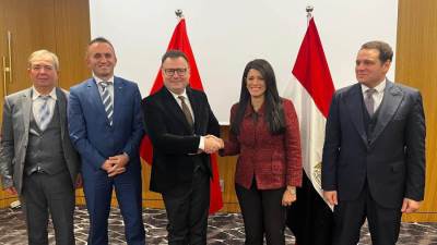 “المشاط” تعقد جلسة مباحثات موسعة مع نظيرتها الألبانية خلال أعمال الدورة الأولى للجنة المصرية الألبانية المشتركة