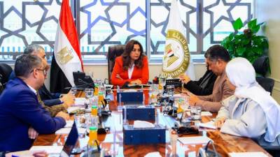 منال عوض توجه: بمواكبة الهيكل التنظيمي لوزارة البيئة مع مستجدات العمل البيئي إقليميًا ودوليًا ومنع تداخل الاختصاصات بين القطاعات