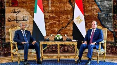 الرئيس السيسى يستقبل اليوم الفريق أول عبد الفتاح البرهان لبحث سبل تسوية الأزمة السودانية