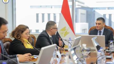 هيئة الشراء الموحد تستقبل وفد صندوق التنمية الصيني-الأفريقي لبحث التعاون في مشروع المخازن الاستراتيجية