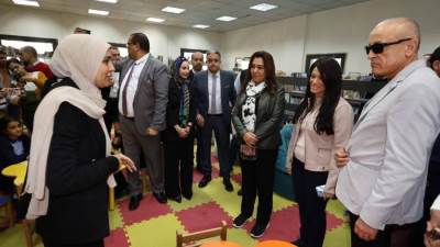 وزيرة التخطيط والتنمية الاقتصادية والتعاون الدولي ووزيرة التنمية المحلية ومحافظ الأقصر يتفقدون مكتبة مصر العامة