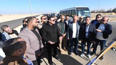 وزير الإسكان يختتم جولته اليوم بتفقد مشروع طريق محور سفنكس بطول 16كم بمدينة سفنكس الجديدة