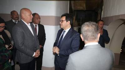 وزير الثقافة ومحافظ القاهرة يتفقدان متحف الشمع لوضع خطة عاجلة لتطويره وتهيئته لاستقبال الجمهور