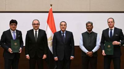 رئيس الوزراء يشهد توقيع عقد تشغيل فندق الكونتيننتال التاريخي وسط القاهرة بعلامة "تاج" العالمية